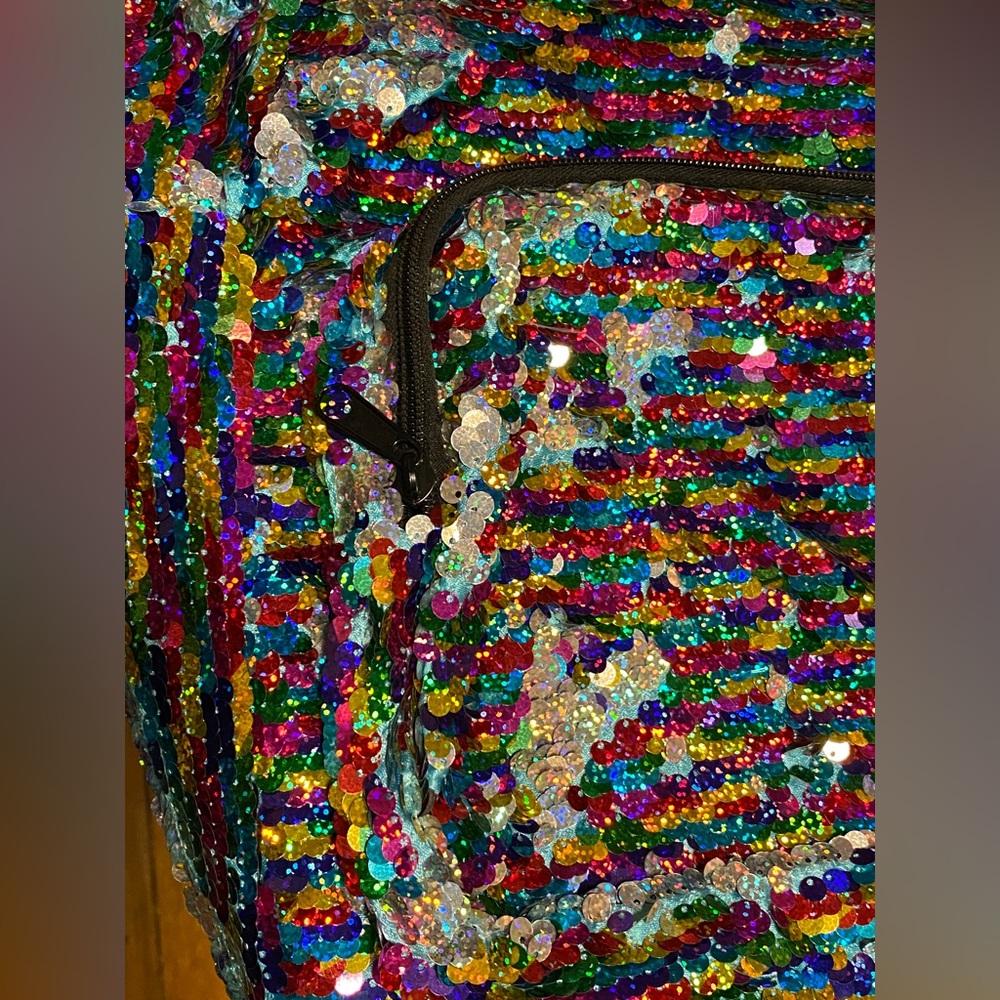 Magic Sequin Backpack • Rainbow/Silver 🌈💎 - Picture 6 of 8
